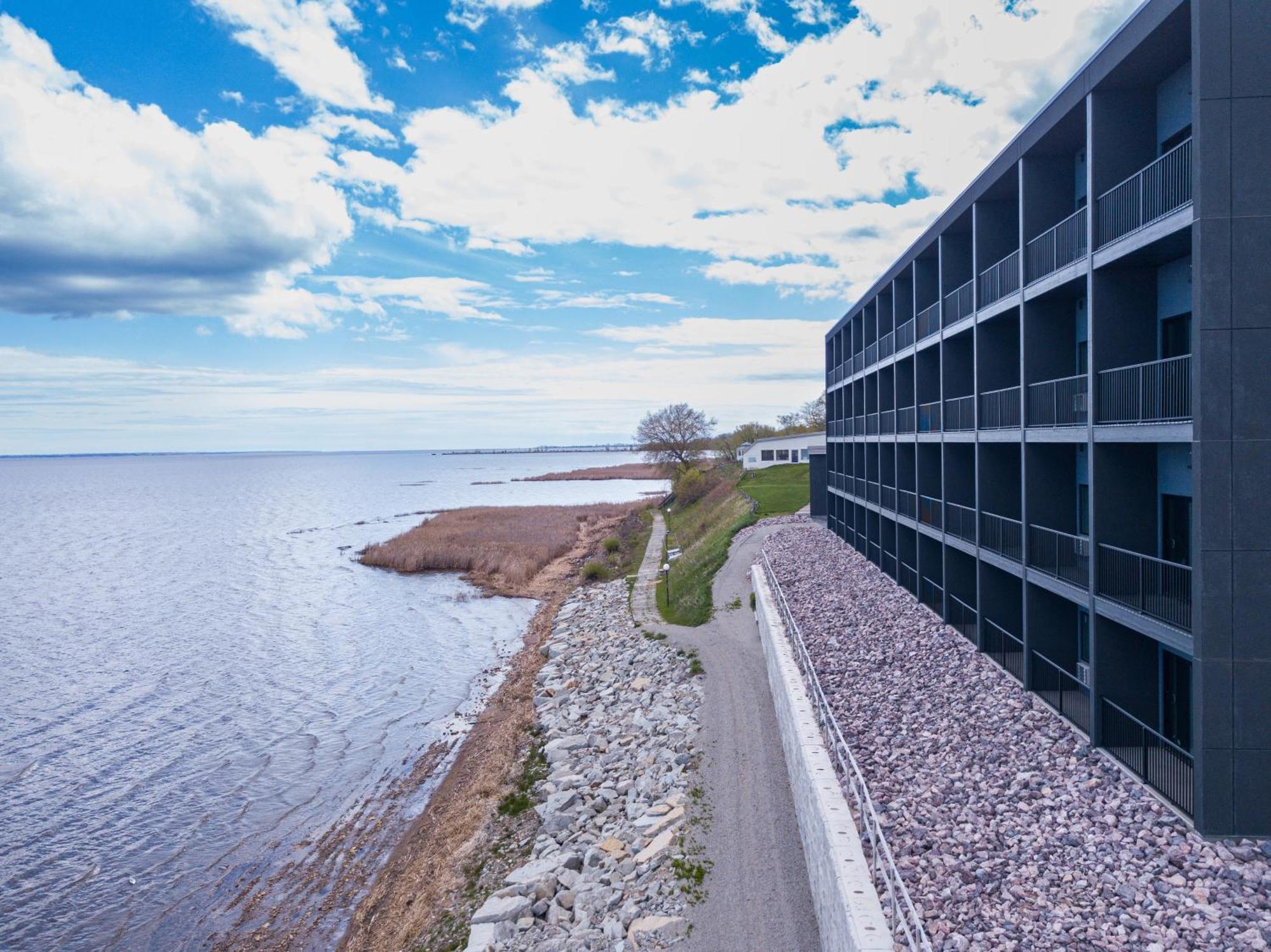 Terrace Bay Hotel - Lakefront Эсканаба Экстерьер фото